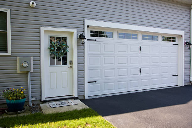 24/7 Emergency Garage Door Panel Replacement experts in Fisher County County, TX